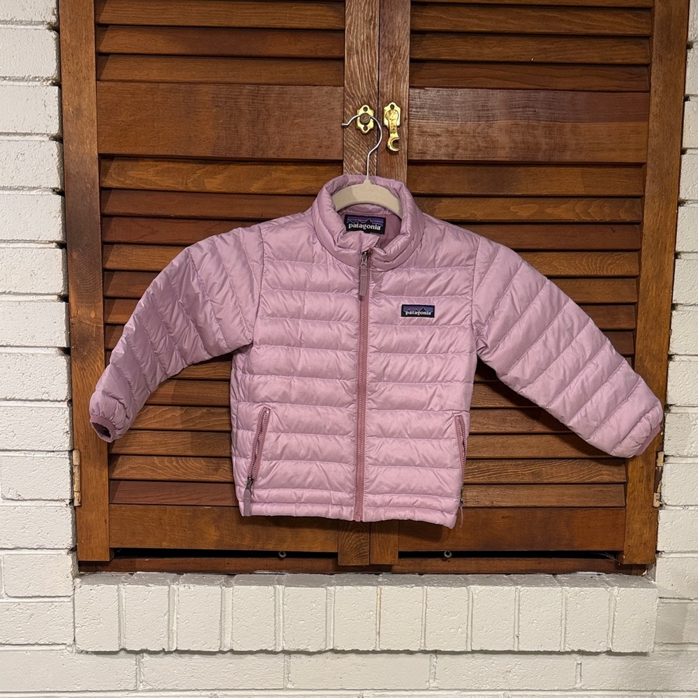 Patagonia 3T light purple puffer jacket